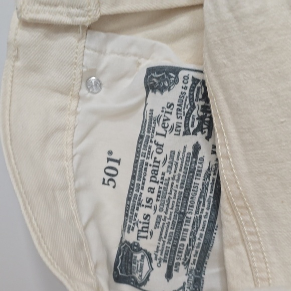 Levis womens 501 cutoffs butterfly jean shorts sz 32 (14) Cottagecore nwt - Picture 5 of 5